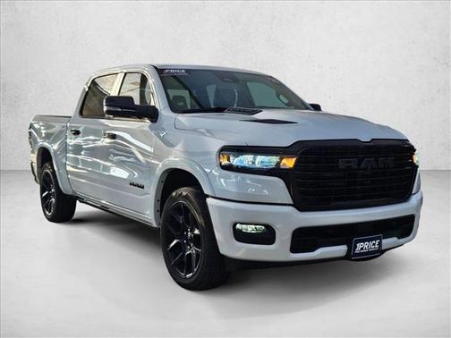 Ivory White Tri-Coat Pearlcoat 2025 RAM 1500 Laramie
