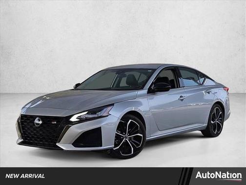 2024 Nissan Altima SR FWD