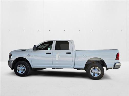 2025 RAM 2500 Tradesman Crew Cab 4x4 6'4' Box