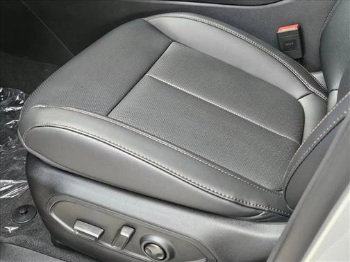 Silver Zynith Clearcoat 2026 Jeep Cherokee Limited