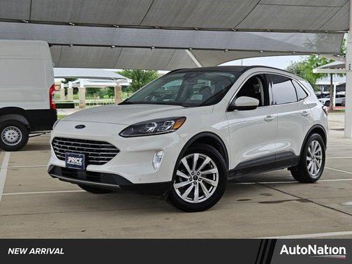 2022 Ford Escape Titanium