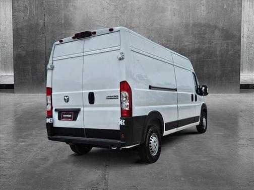 2025 RAM ProMaster 2500 Tradesman