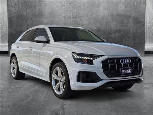 2023 Audi Q8 55 Premium Plus