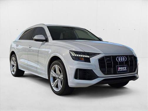 2023 Audi Q8 55 Premium Plus