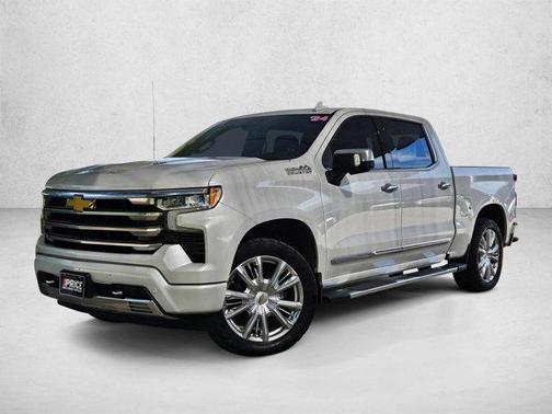 Iridescent Pearl Tricoat 2024 Chevrolet Silverado 1500 High Country