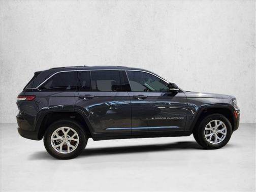 Baltic Gray Metallic Clearcoat 2023 Jeep Grand Cherokee Limited