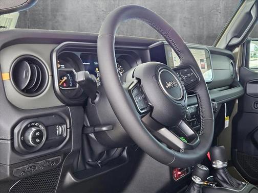 2025 Jeep Gladiator Mojave X