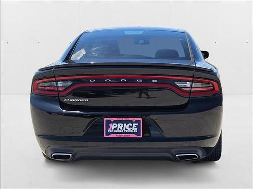 2016 Dodge Charger SE