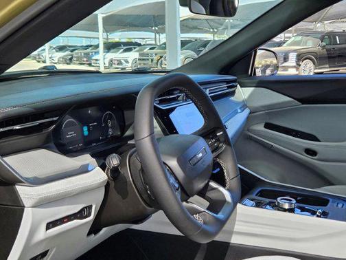 '41 2026 Jeep Cherokee Laredo 4x4