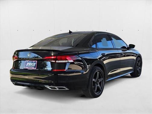 2020 Volkswagen Passat 2.0T R-Line