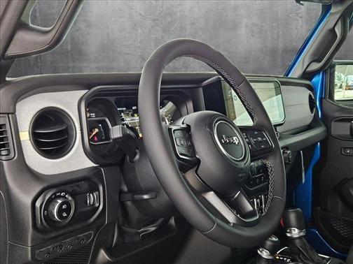 2025 Jeep Gladiator Sport S