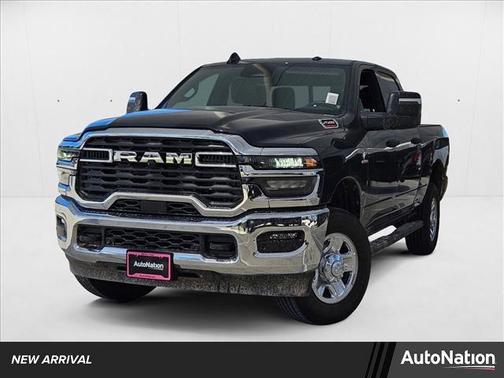 2025 RAM 2500 Tradesman Crew Cab 4x4 6'4' Box