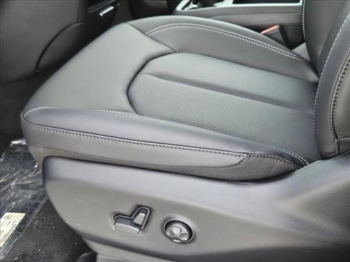 2025 Chrysler Pacifica L