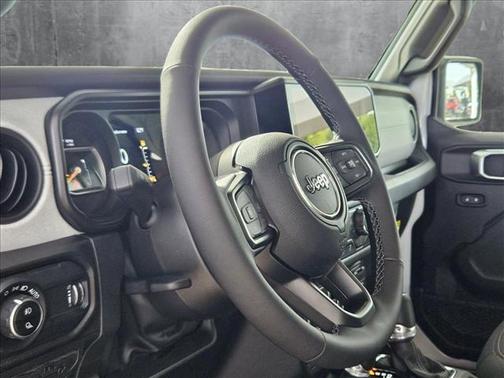 2025 Jeep Gladiator Sport S