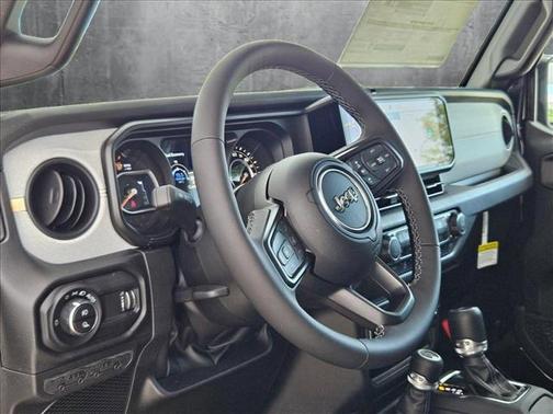 2025 Jeep Gladiator Sport S