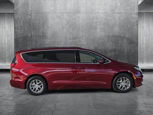 2021 Chrysler Pacifica Touring
