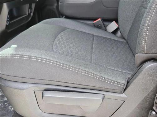 2025 RAM 2500 Tradesman Crew Cab 4x4 6'4' Box