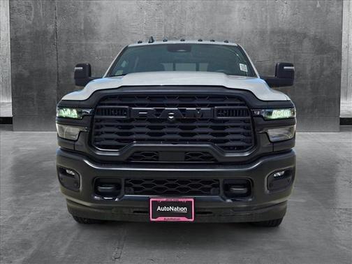2025 RAM 2500 Tradesman Crew Cab 4x4 6'4' Box
