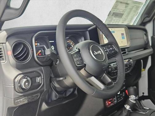 Bright White Clearcoat 2026 Jeep Wrangler Rubicon