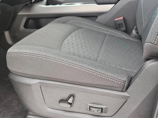 2026 RAM 2500 Lone Star Crew Cab 4x4 6'4' Box