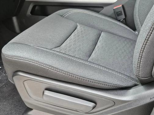 Molten Red Pearlcoat 2026 RAM 1500 Express