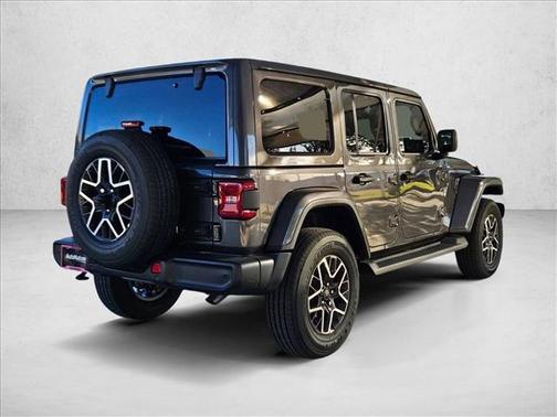 2026 Jeep Wrangler 4-Door Sahara 4x4
