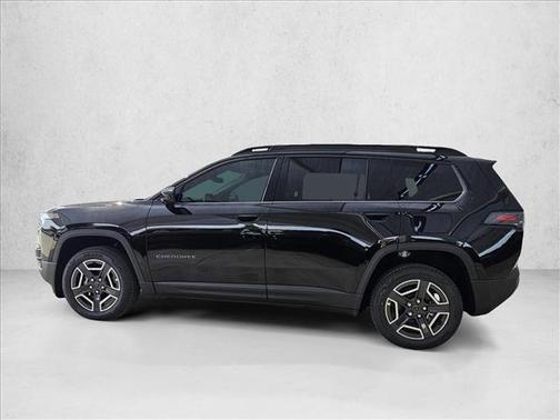 Diamond Black Crystal Pearlcoat 2026 Jeep Cherokee Laredo