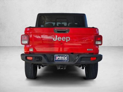 Firecracker Red Clearcoat 2020 Jeep Gladiator Overland