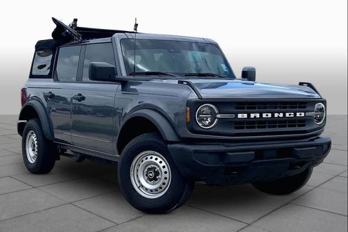 Carbonized Gray Metallic 2025 Ford Bronco Base