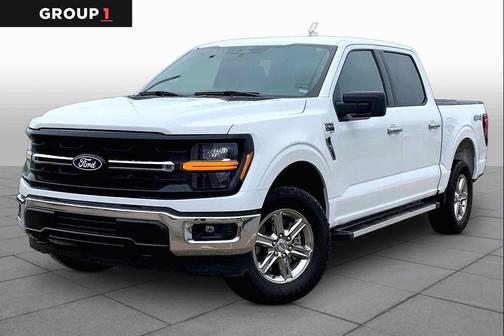 Oxford White 2025 Ford F-150 XLT