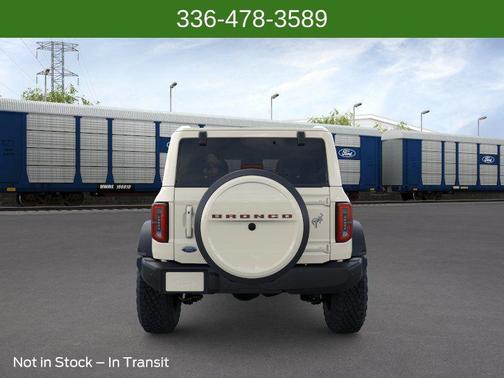 Wimbledon White 2026 Ford Bronco Outer Banks