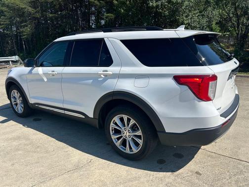 STAR WHITE MET TRI-COAT 2022 Ford Explorer XLT
