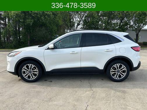 Star White Metallic Tri-Coat 2021 Ford Escape SEL