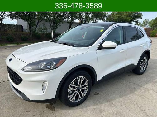 Star White Metallic Tri-Coat 2021 Ford Escape SEL
