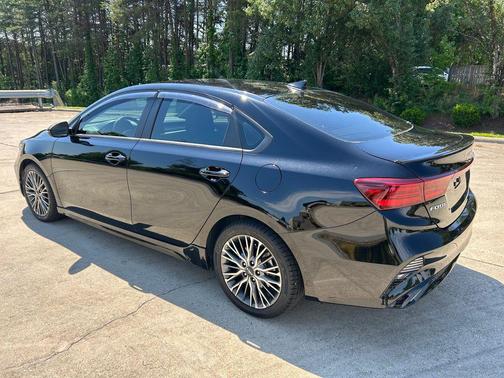 Aurora Black 2023 Kia Forte GT-Line