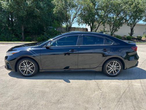 Aurora Black 2023 Kia Forte GT-Line