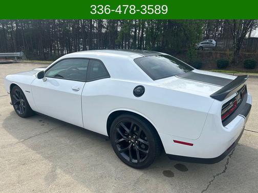 White Knuckle Clearcoat 2022 Dodge Challenger R/T