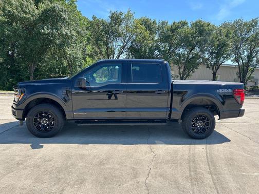 AGATE BLACK METALLIC 2025 Ford F-150 XLT