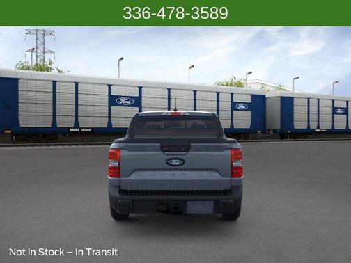 Azure Gray Metallic Tri-Coat 2026 Ford Maverick Lariat