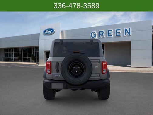 CARBONIZED GRAY METALLIC 2026 Ford Bronco Big Bend