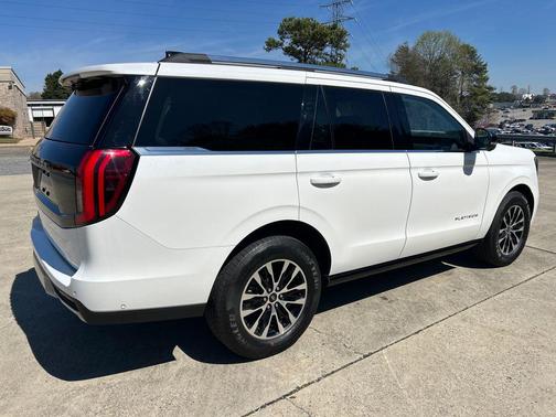STAR WHITE MET TRI-COAT 2025 Ford Expedition Platinum
