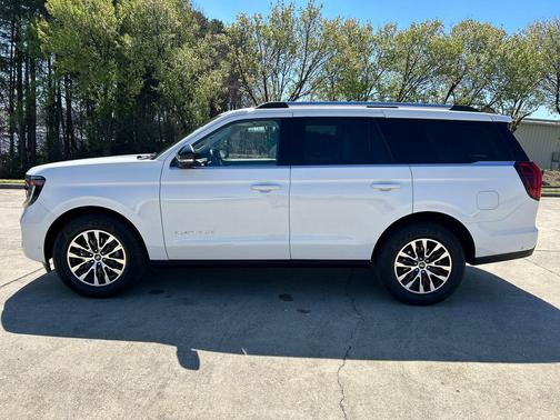 STAR WHITE MET TRI-COAT 2025 Ford Expedition Platinum