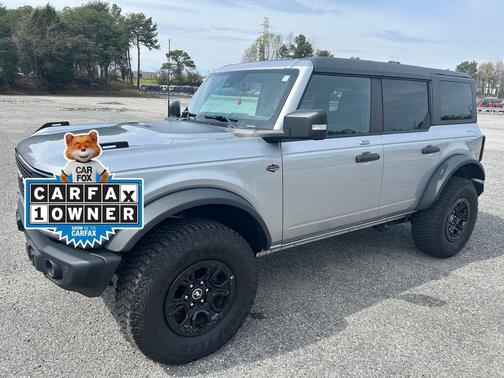 ICONIC SILVER METALLIC 2023 Ford Bronco Wildtrak