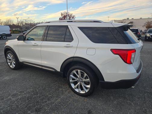 2022 Ford Explorer Platinum