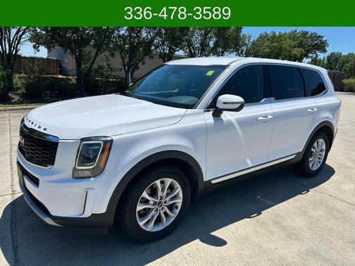 Glacial White Pearl 2022 Kia Telluride LX