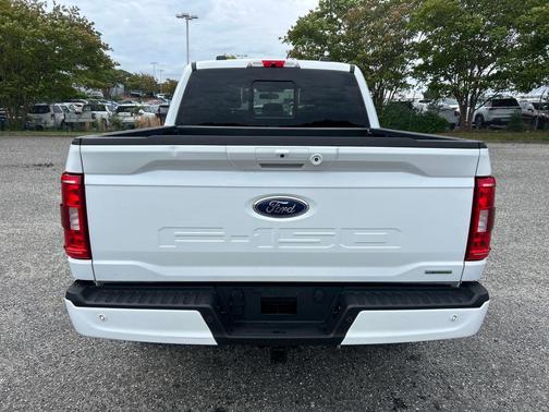 OXFORD WHITE 2023 Ford F-150 XLT