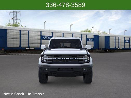 Oxford White 2026 Ford Bronco Outer Banks