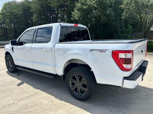 OXFORD WHITE 2023 Ford F-150 Lariat