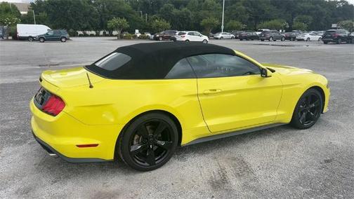 2021 Ford Mustang ECOBOOST PREMIUM