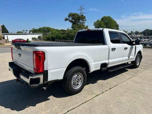 OXFORD WHITE 2026 Ford F-250 XL